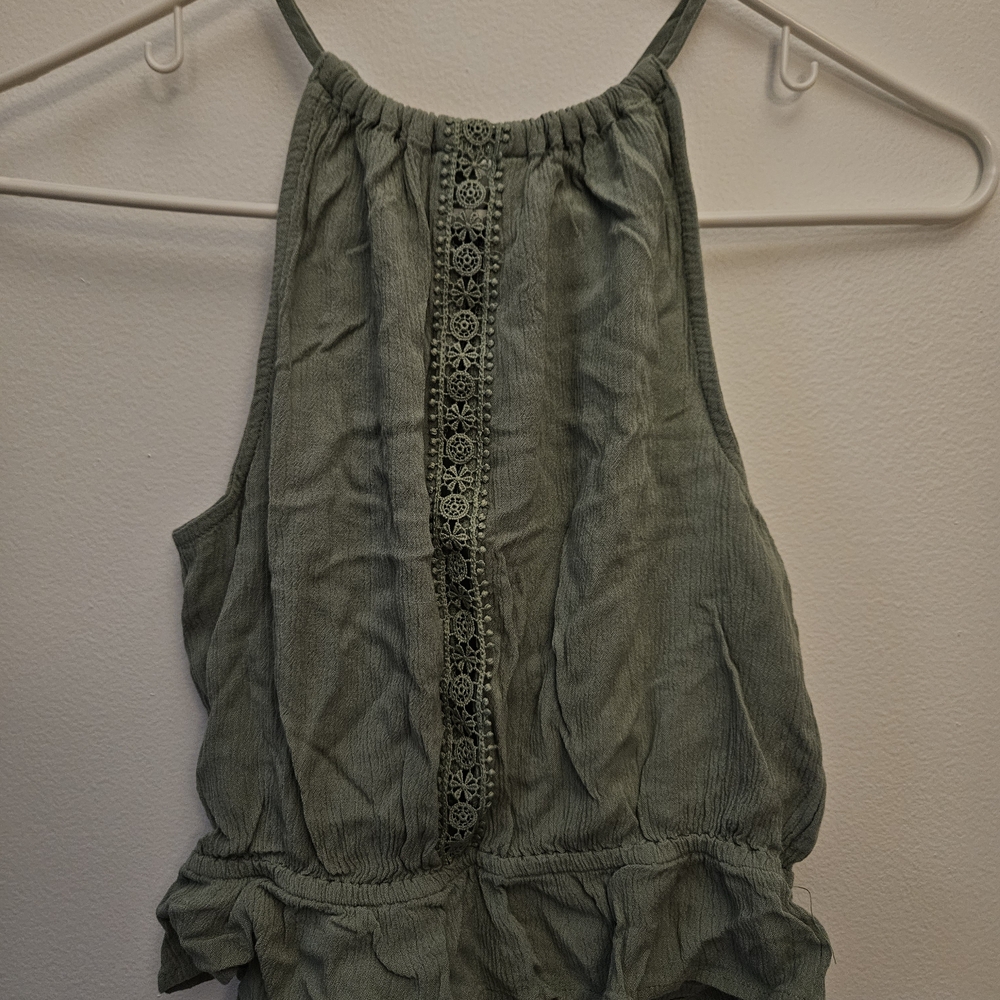 Green Sleeveless Top H&M (Barely worn, just wrinkled)